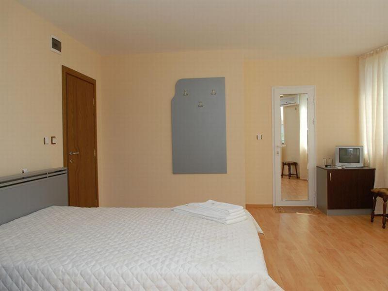 Family Hotel Bistritsa Sandanski Esterno foto